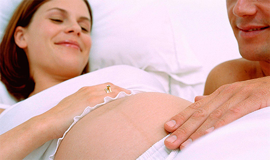 Иногда простуда на губах никак внешне не проявляется, однако женщина при этом может быть заразной... Иногда простуда на губах никак внешне не проявляется, однако женщина при этом может быть заразной...