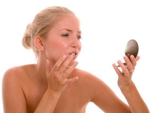 В большинстве случаев при развитии герпетического поражения губ наблюдается четко выраженная симптоматическая картина с соответствующими характерными этапами заболевания... В большинстве случаев при развитии герпетического поражения губ наблюдается четко выраженная симптоматическая картина с соответствующими характерными этапами заболевания...